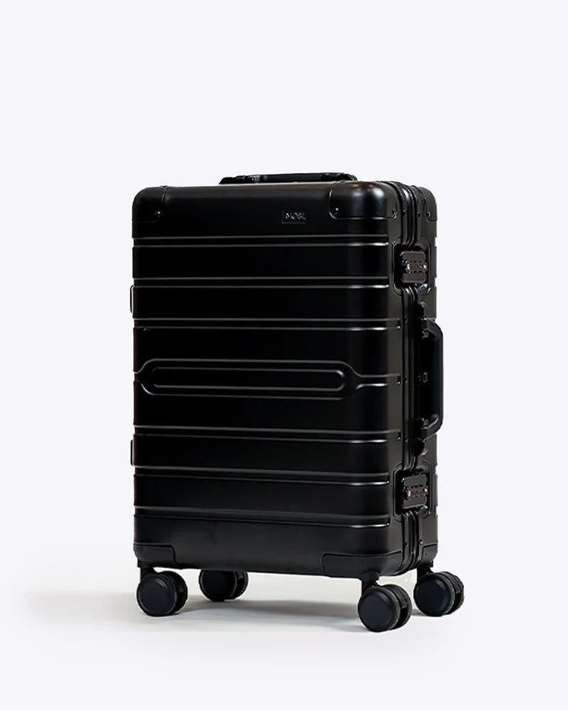 NOBL Carry-on : Aluminum